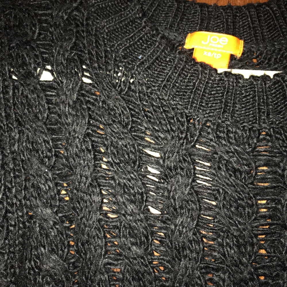 sweater - Picture 3 of 3